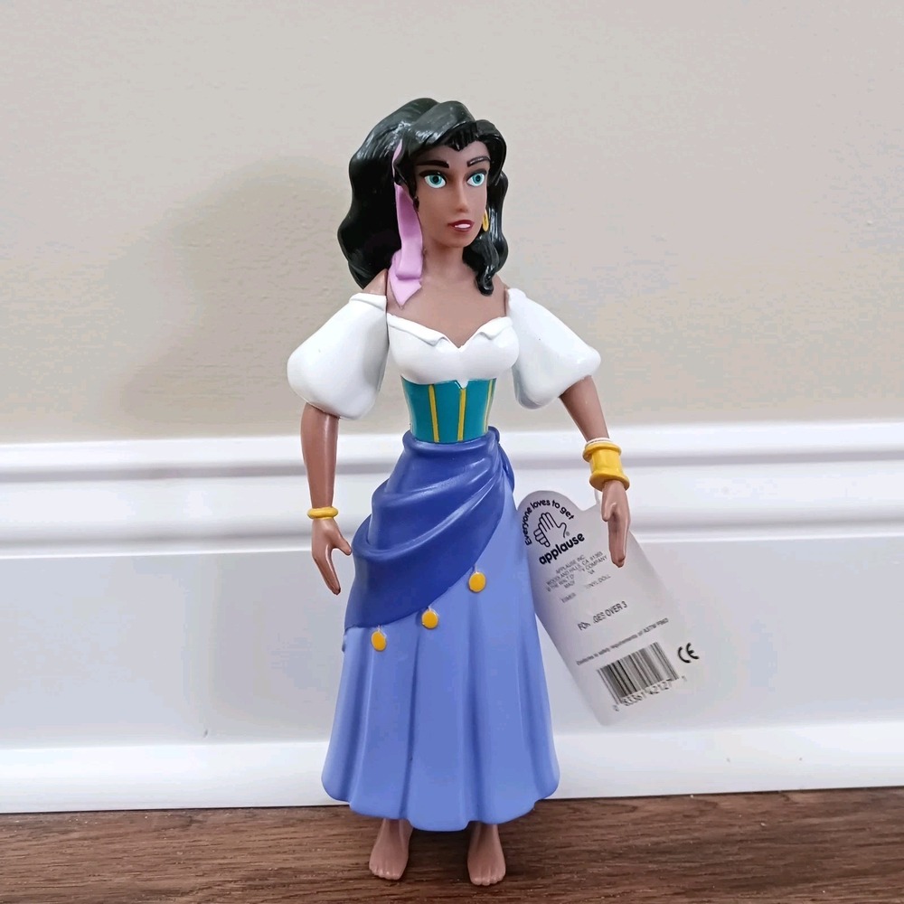 New VINTAGE 1995 ESMERALDA HUNCHBACK OF NOTRE DAME 9" VINYL DOLL APPLAUSE